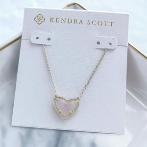 Kendra Scott Ari quartz gold heart necklace